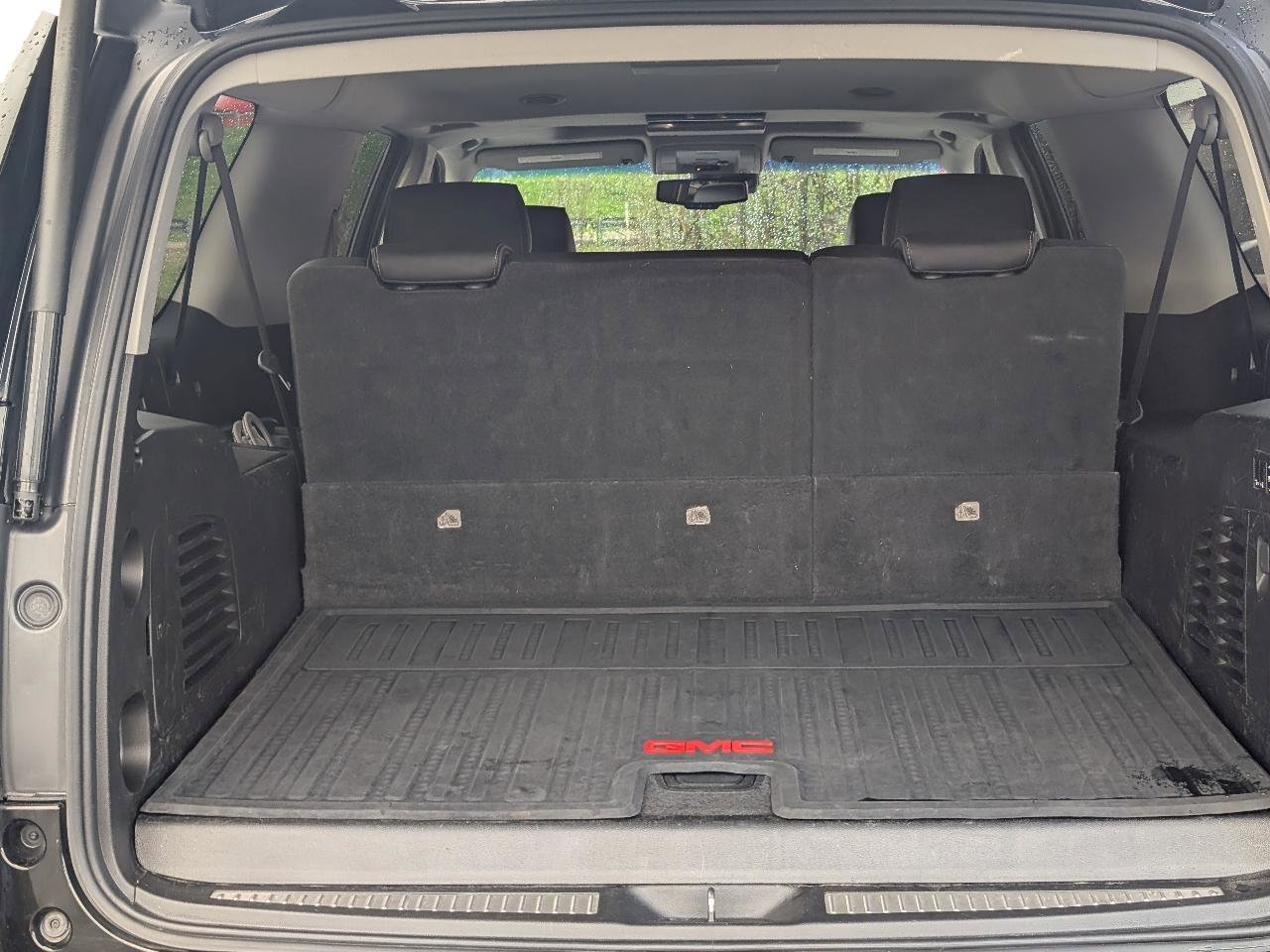 Used 2018 GMC Yukon XL Denali w/ Open Road Package image 25