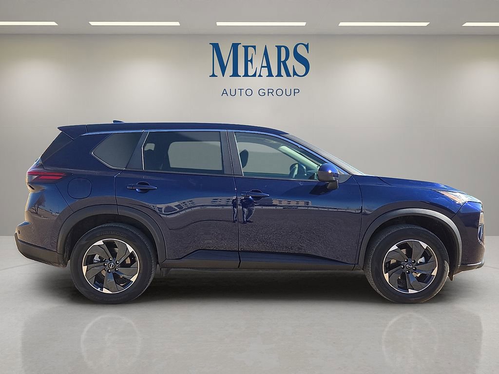 Used 2026 Nissan Rogue SV image 6