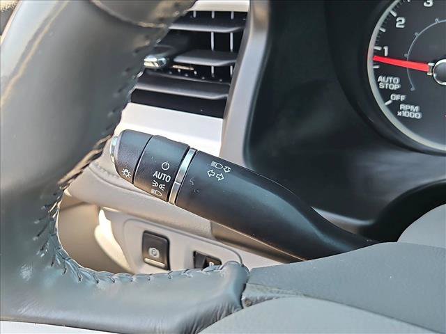 Used 2019 GMC Acadia SLE FWD image 16