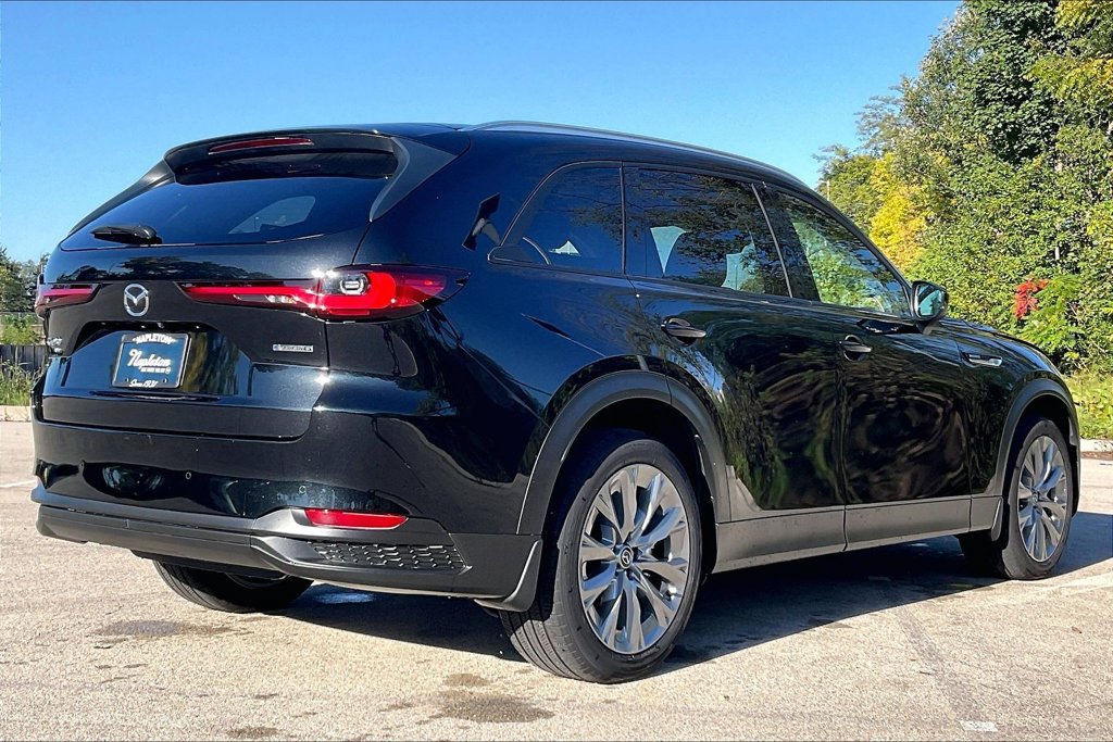 Used 2026 MAZDA CX-90 3.3 Turbo w/ Preferred Package AWD/4WD image 13