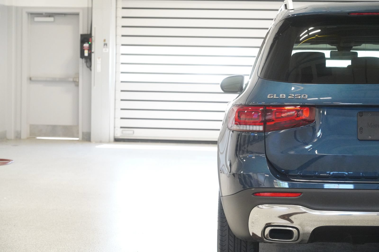 Used 2022 Mercedes-Benz GLB 250 4MATIC image 9