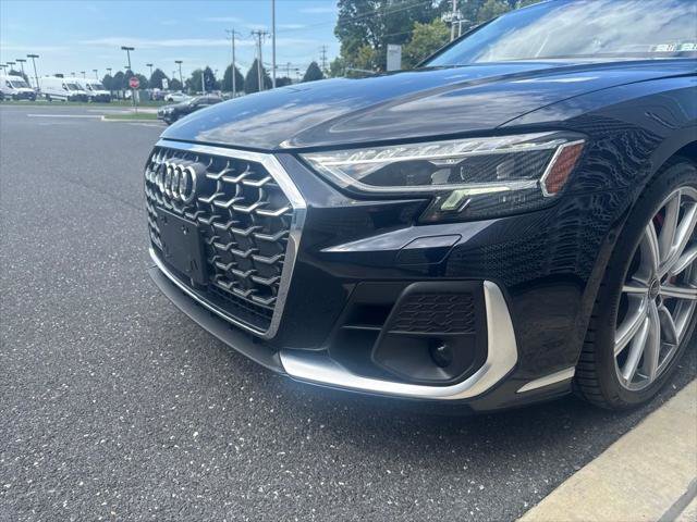 Certified 2023 Audi S8 w/ S8 Comfort Plus Package AWD/4WD image 12