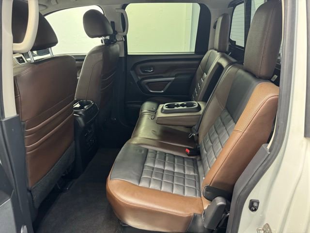 Used 2018 Nissan Titan Platinum Reserve AWD/4WD image 30