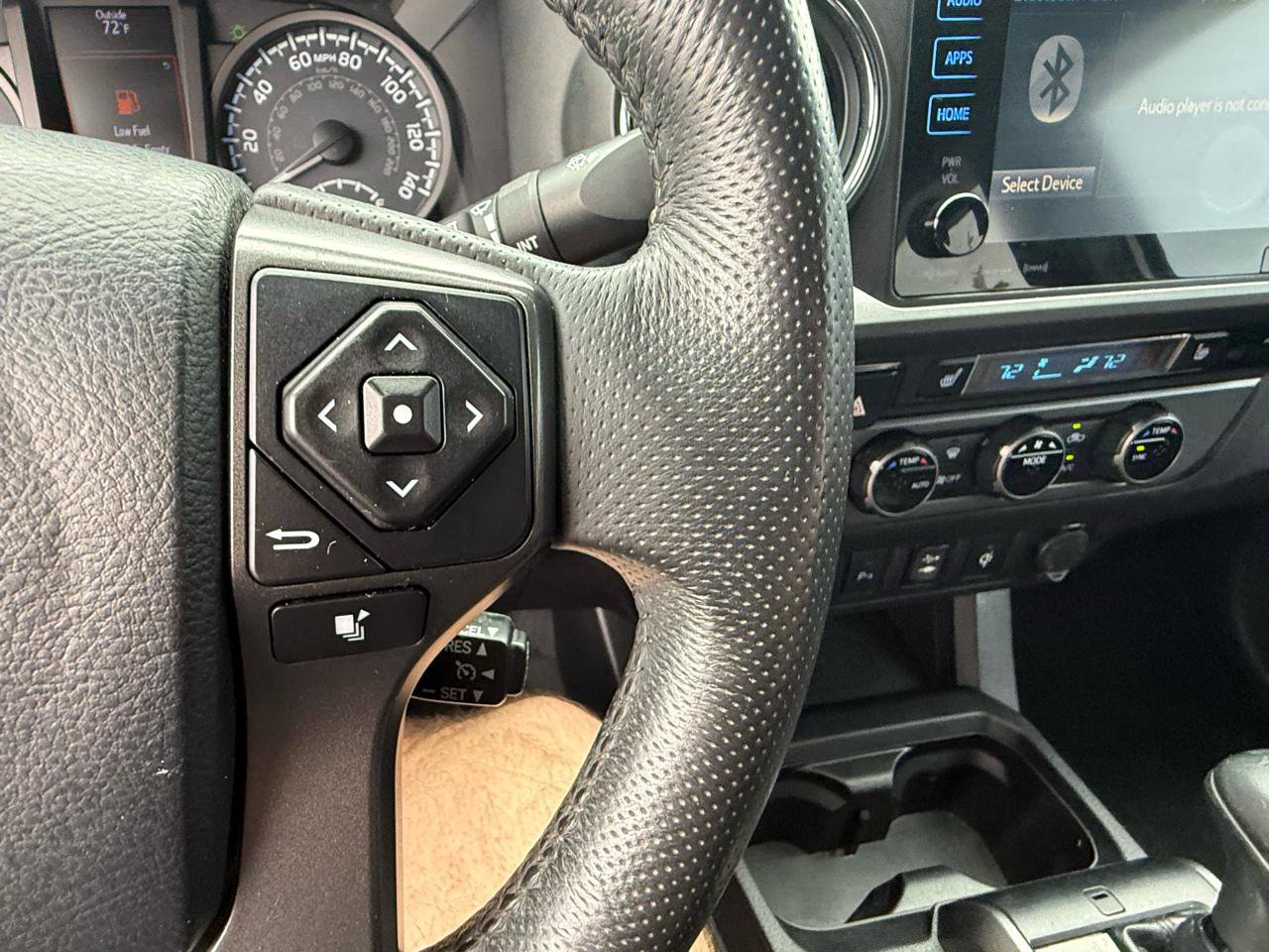 Used 2017 Toyota Tacoma TRD Sport w/ Premium & Technology Package image 22