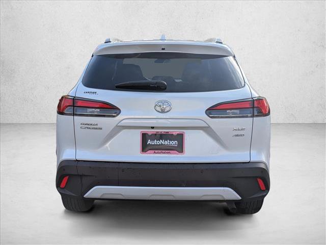 Used 2022 Toyota Corolla Cross XLE image 7