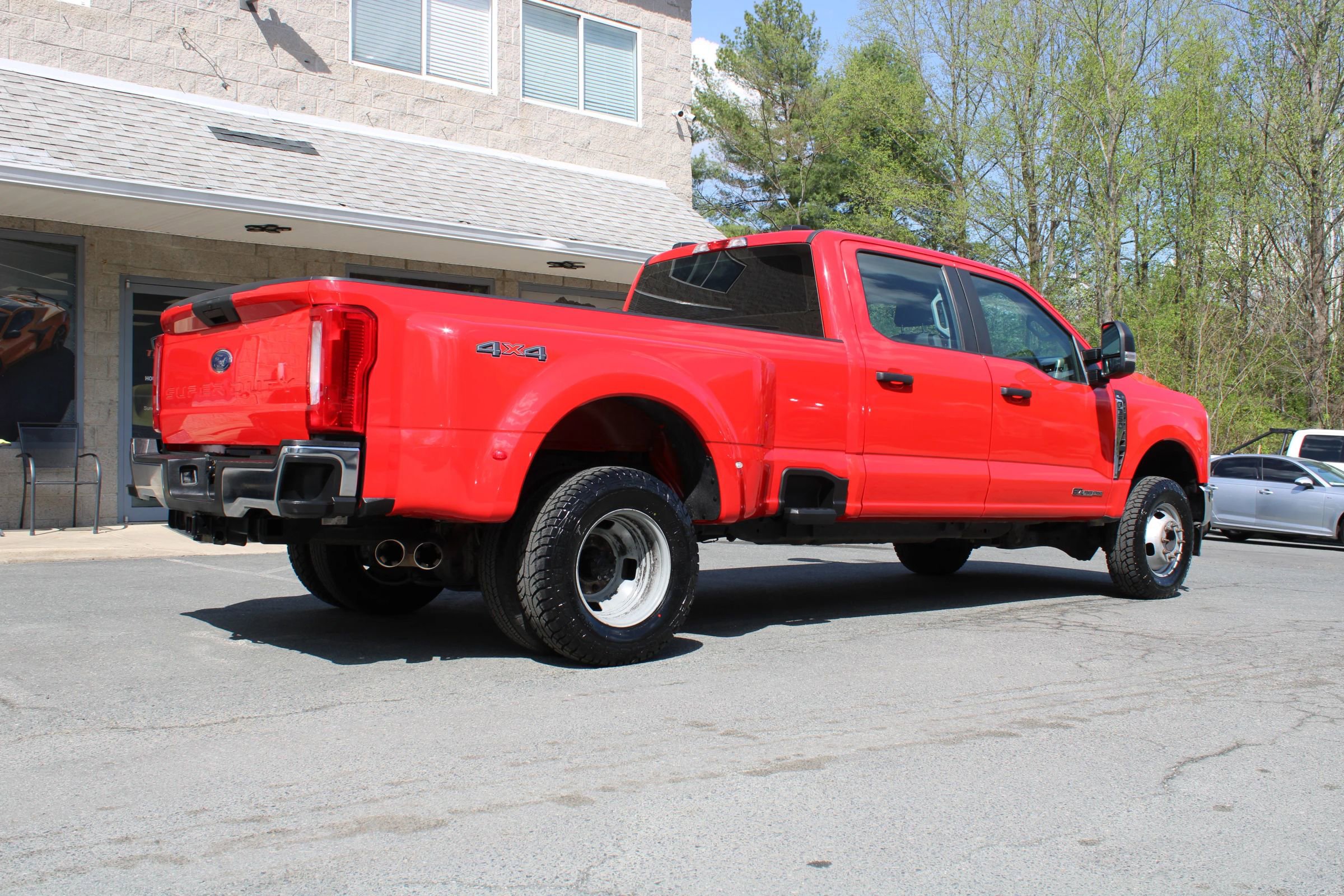 Used 2023 Ford F350 XL w/ XL Chrome Package image 6