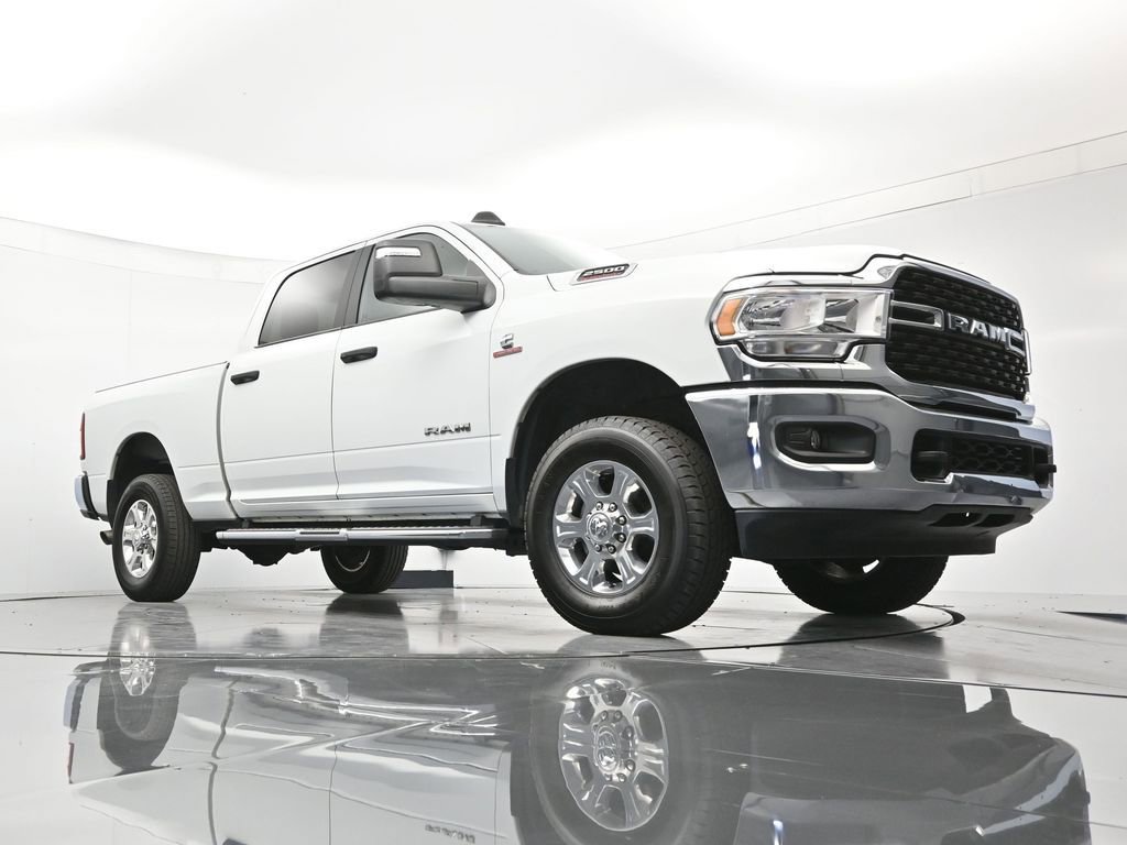 Used 2024 RAM 2500 Big Horn AWD/4WD image 37