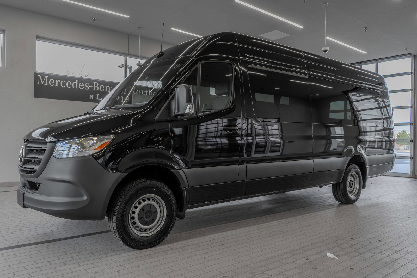 New 2025 Mercedes-Benz Sprinter 3500 image 3