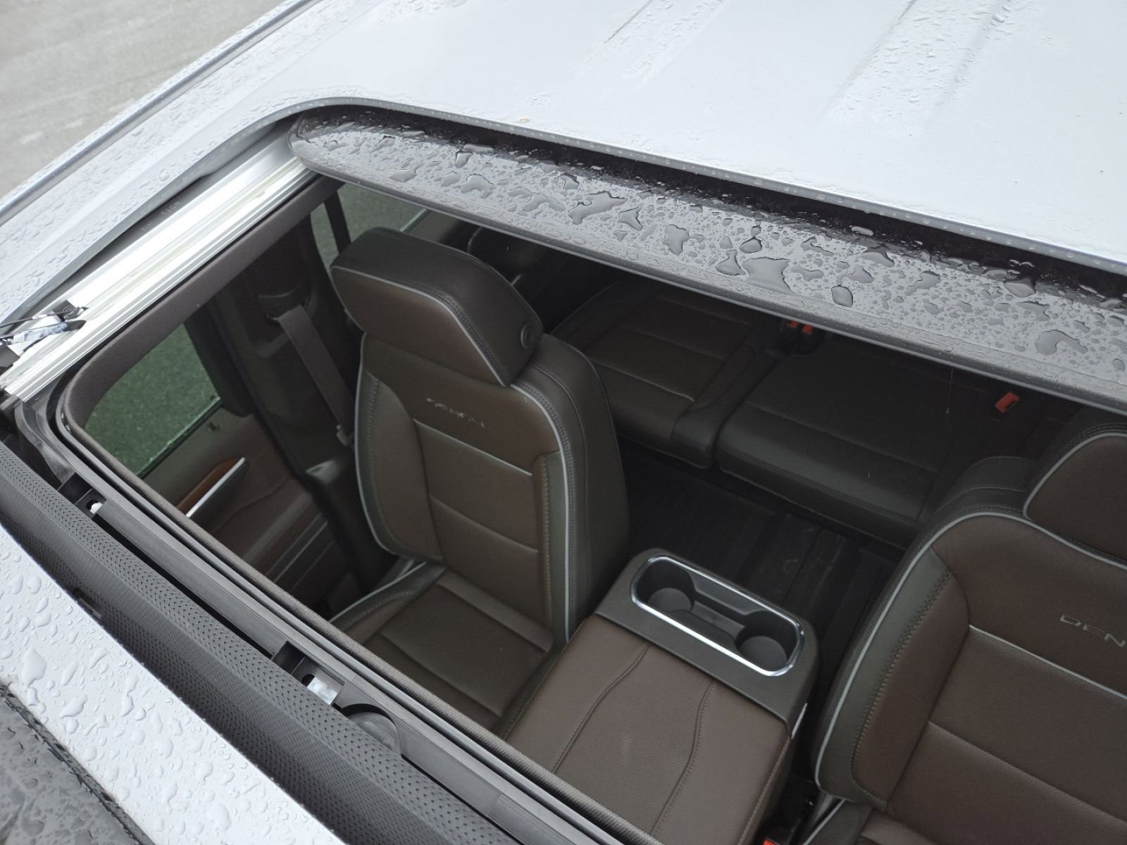 New 2026 GMC Sierra 2500 Denali w/ Denali Reserve Package image 4