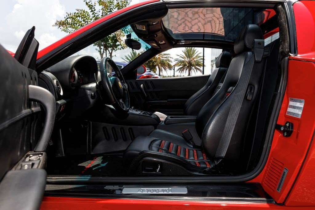 Used 2005 Ferrari 575M Maranello Superamerica RWD image 22