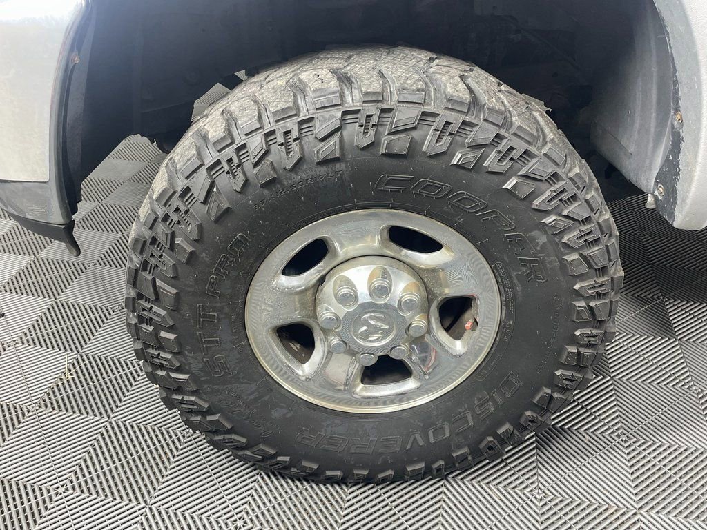 Used 2012 RAM 2500 SLT w/ Technology Group AWD/4WD image 11