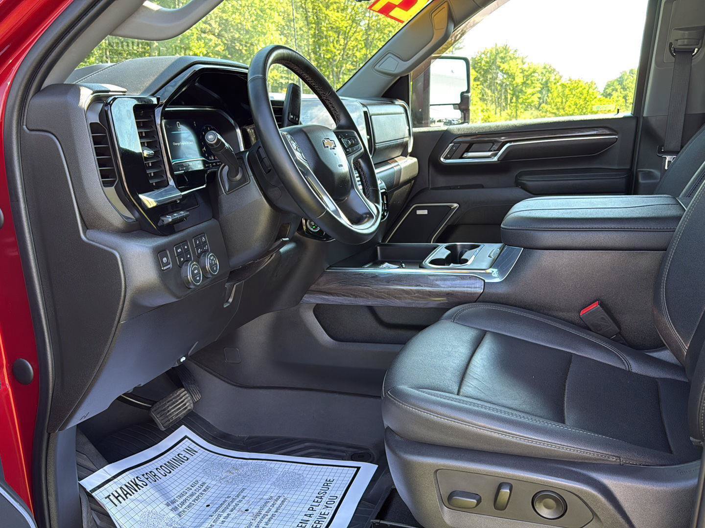 Used 2024 Chevrolet Silverado 2500 LTZ w/ LTZ Convenience Package AWD/4WD image 15