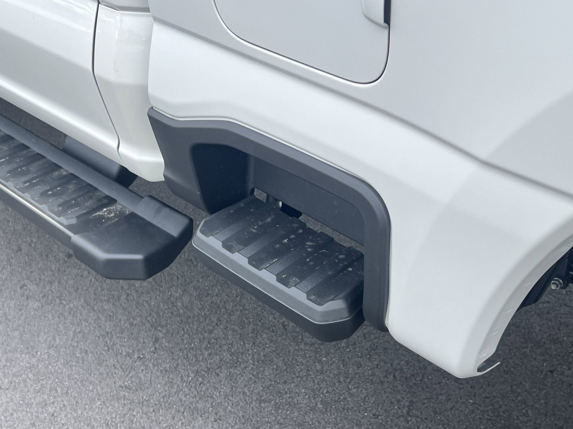 New 2026 Ford F350 Lariat w/ Black Appearance Package image 23