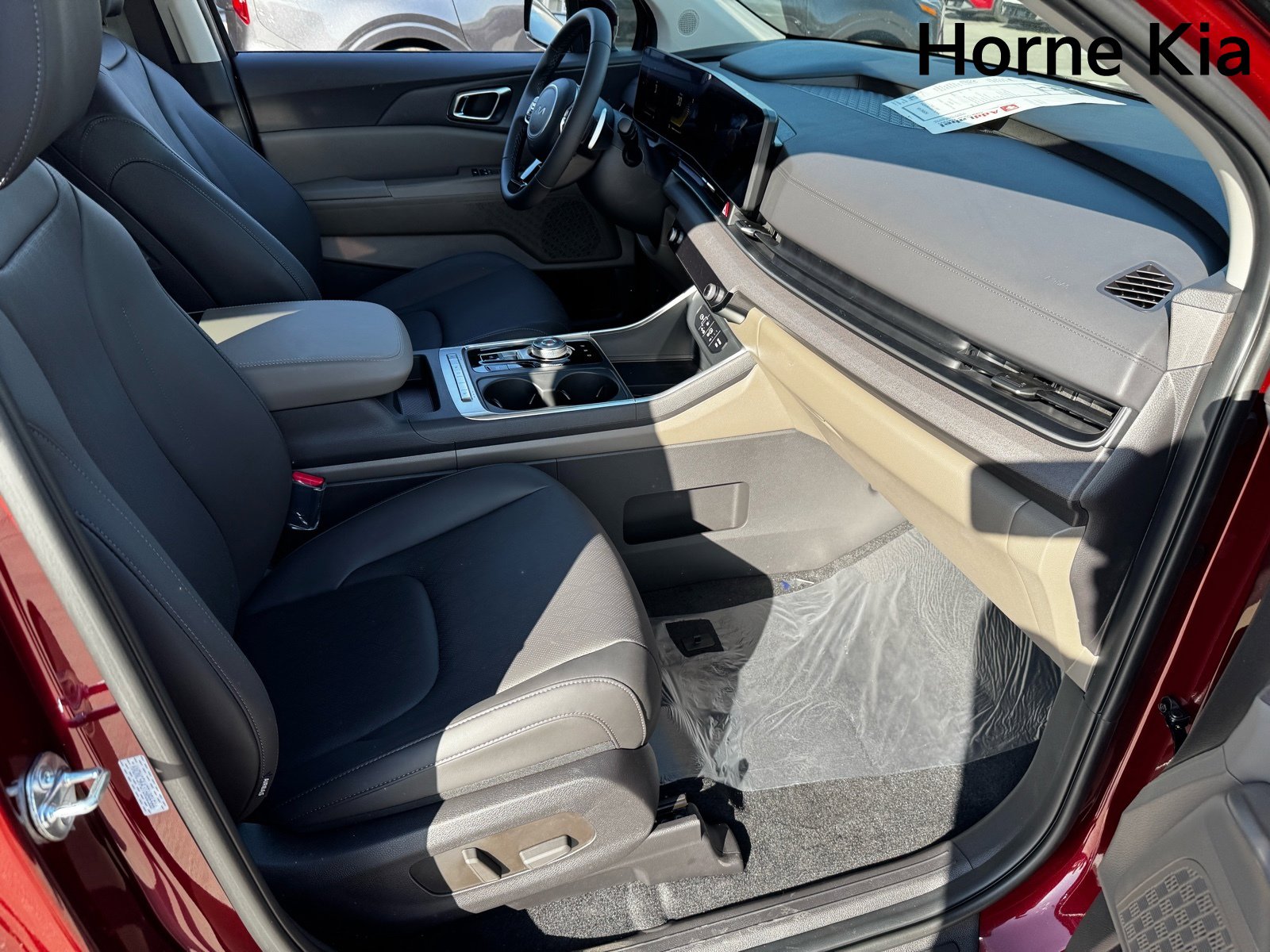 New 2026 Kia Carnival EX image 17