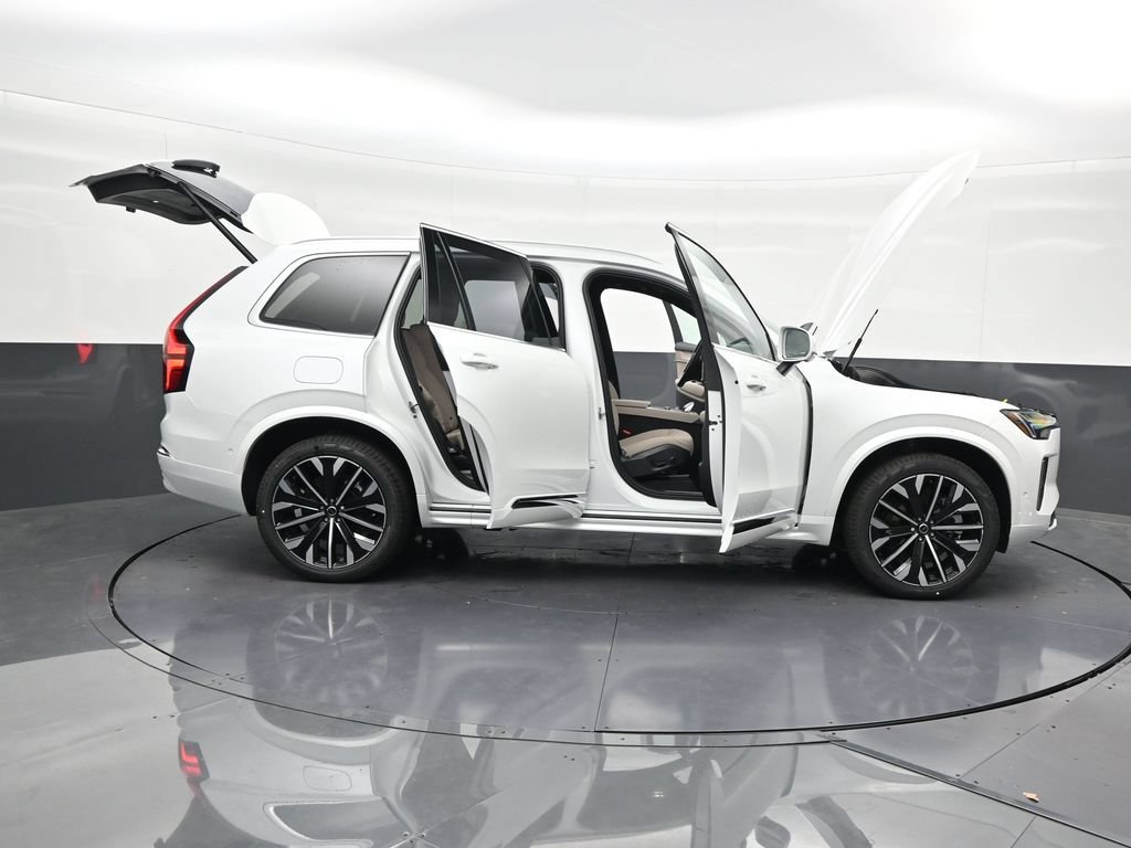New 2026 Volvo XC90 T8 Plus w/ Protection Package Premier AWD/4WD image 30