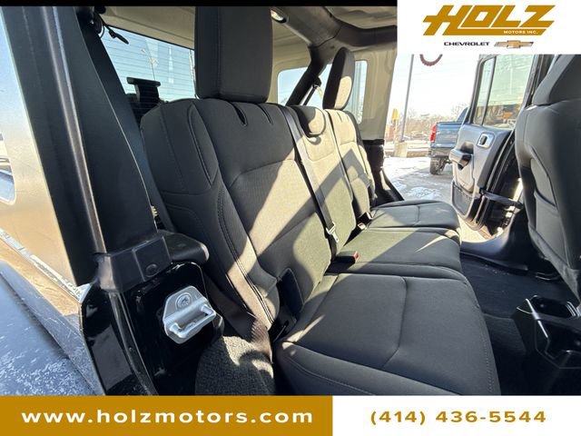Used 2021 Jeep Wrangler Unlimited Sport image 26
