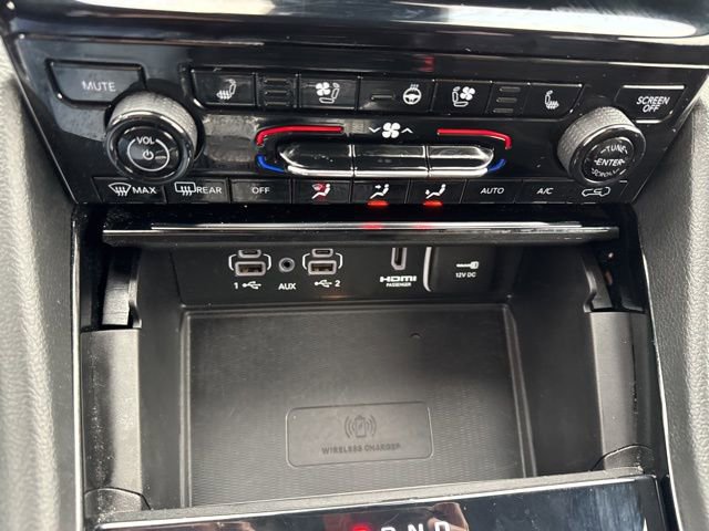 Used 2023 Jeep Grand Cherokee 30th Anniversary image 33