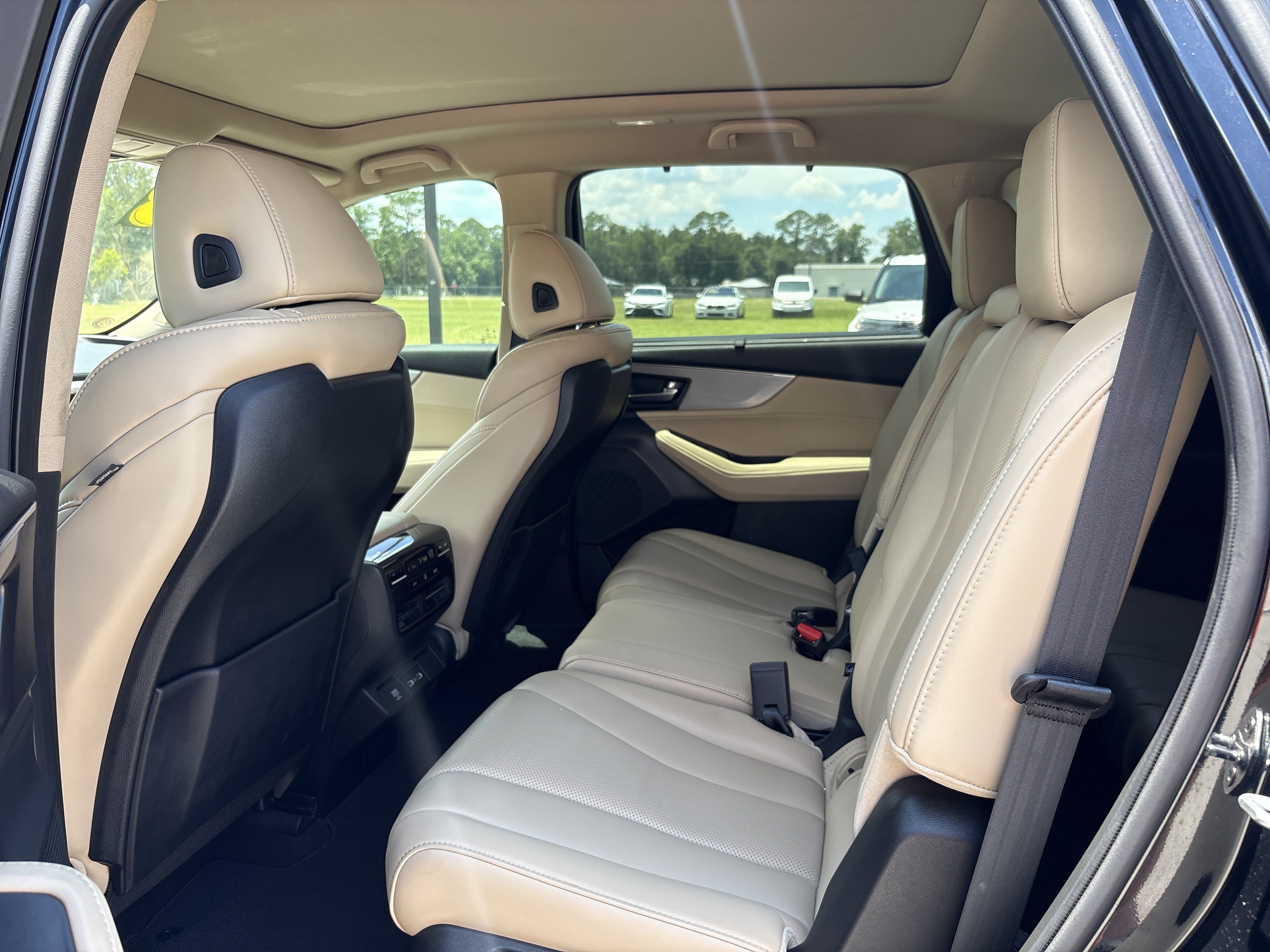 Used 2023 Acura MDX FWD w/ Technology Package image 11