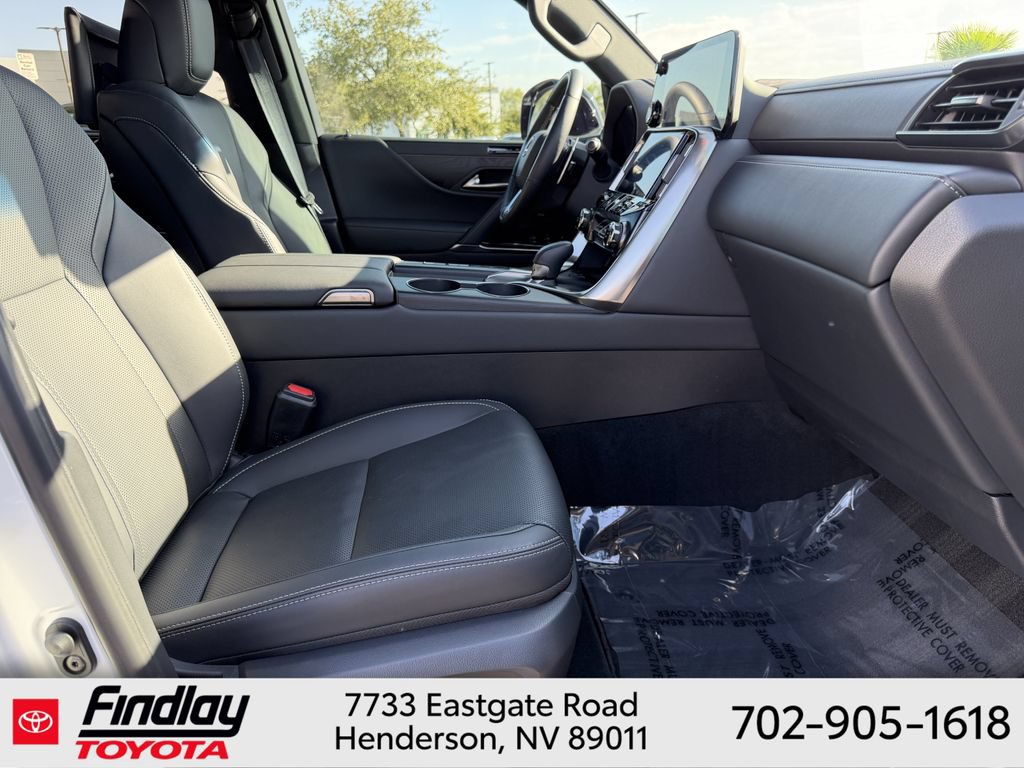 Used 2026 Lexus LX 700h Luxury w/ Appearance Package AWD/4WD image 17