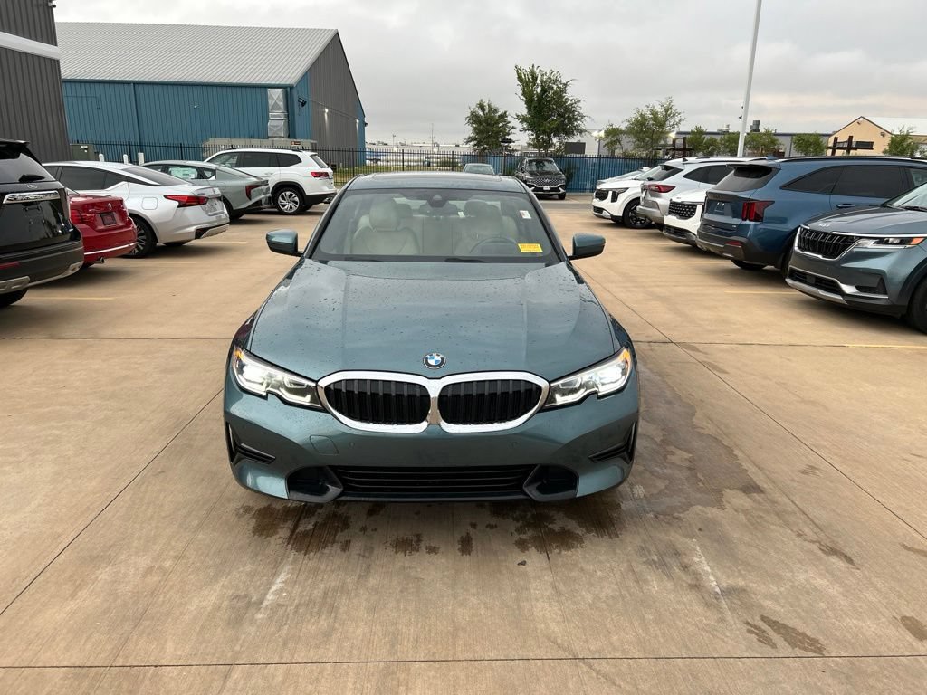 Used 2020 BMW 330i xDrive Sedan w/ Premium Package AWD/4WD image 5