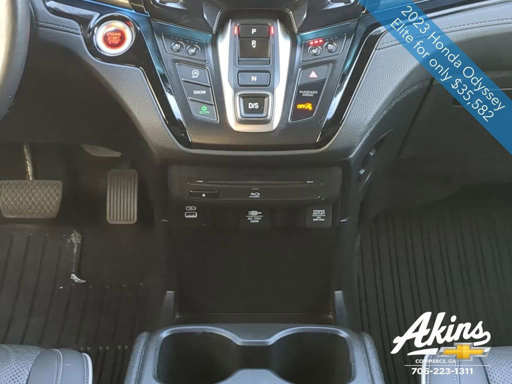 Used 2023 Honda Odyssey Elite image 16