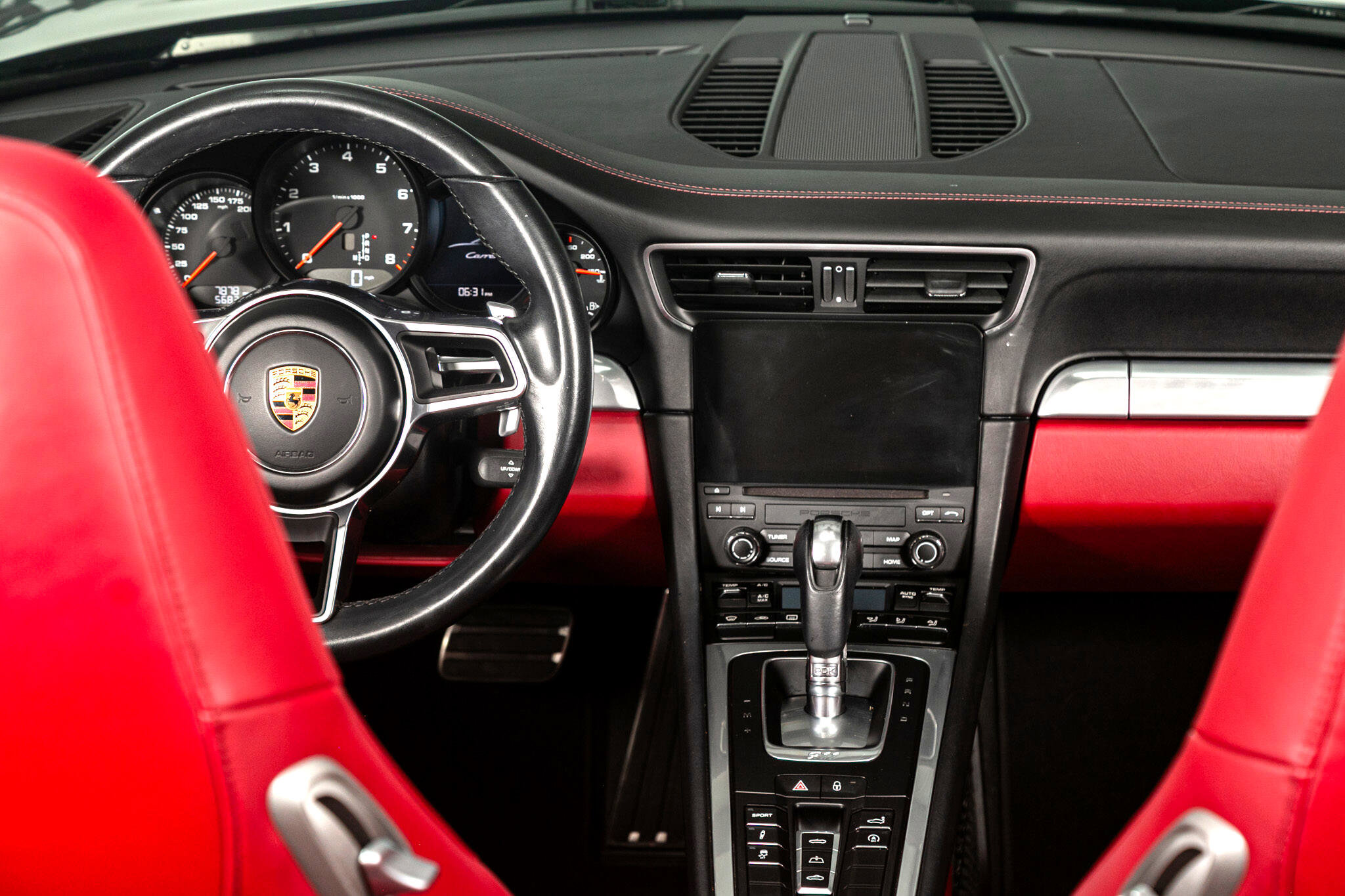 Used 2017 Porsche 911 Carrera image 33