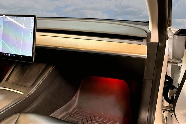 Used 2021 Tesla Model 3 Long Range image 25