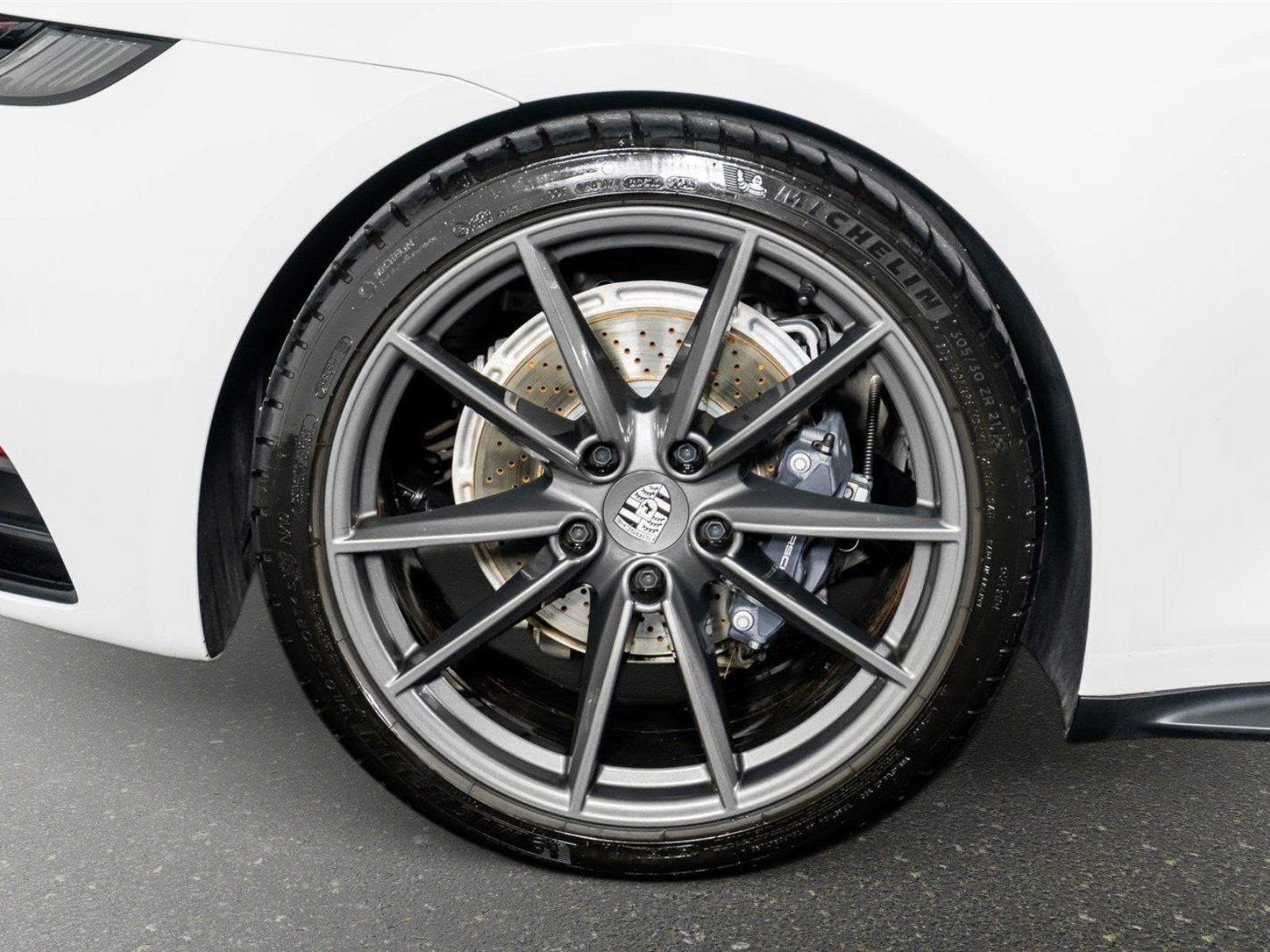 Used 2023 Porsche 911 Carrera T image 9