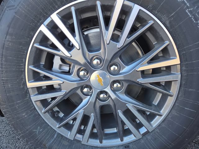 New 2026 Chevrolet Traverse LT w/ Driver Confidence Package FWD image 11