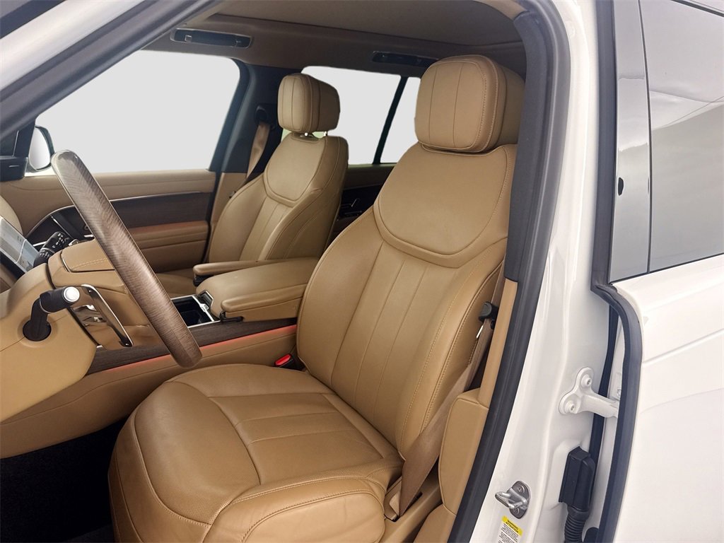 Used 2023 Land Rover Range Rover SE image 22