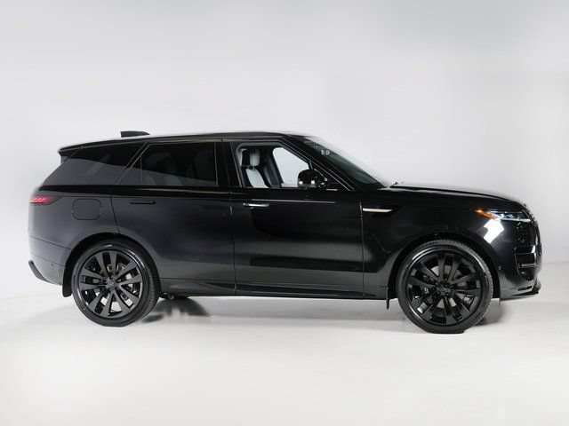 New 2027 Land Rover Range Rover Sport Dynamic SE AWD/4WD image 30