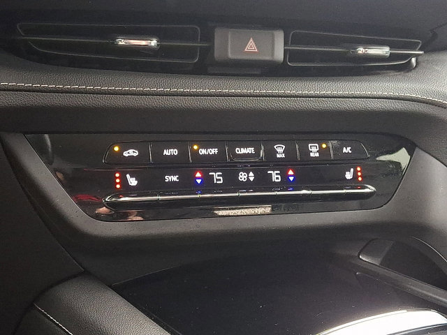 Used 2021 Buick Envision Essence AWD/4WD image 15