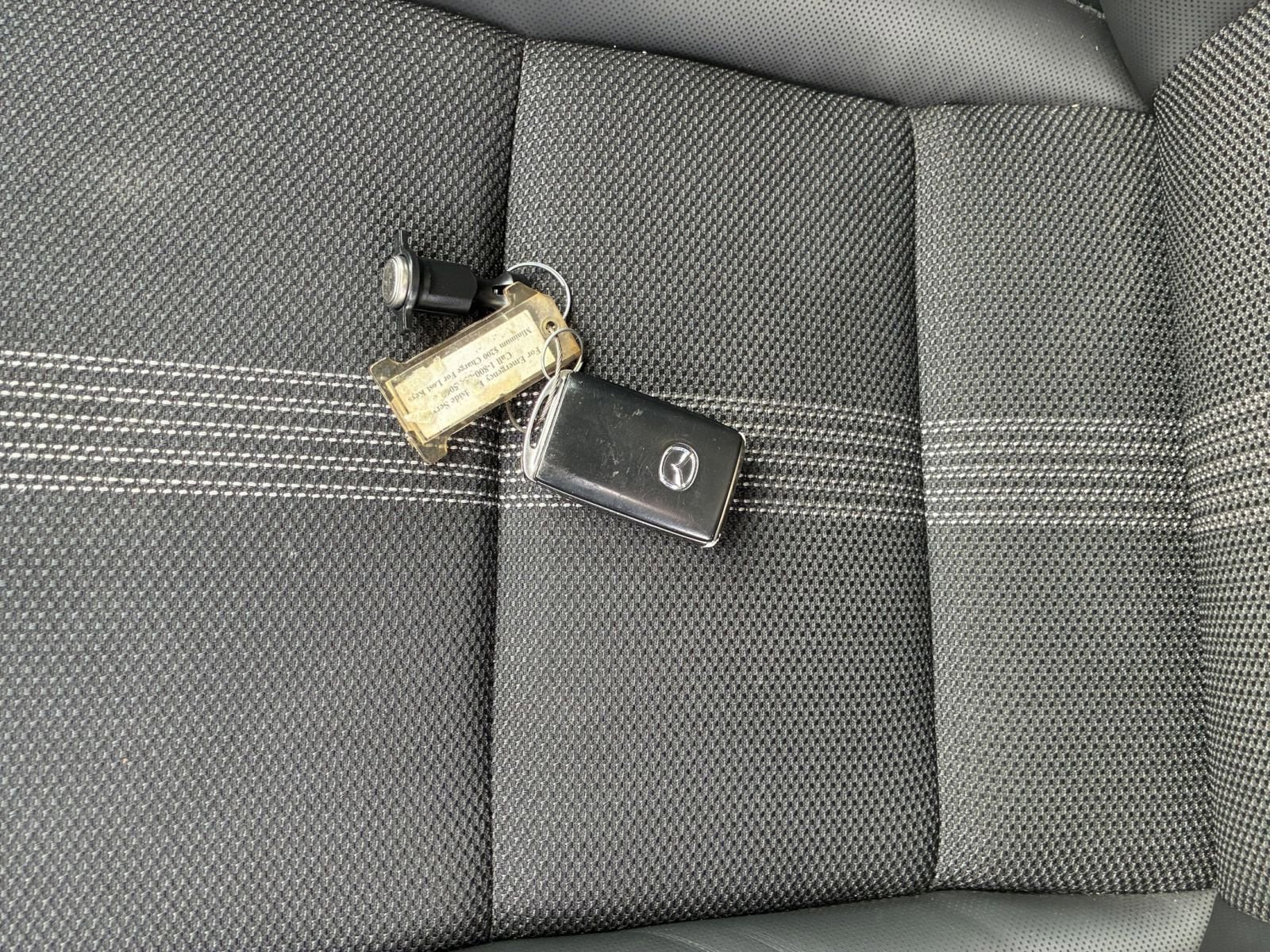 Used 2025 MAZDA CX-50 AWD 2.5 S w/ Select Package image 17