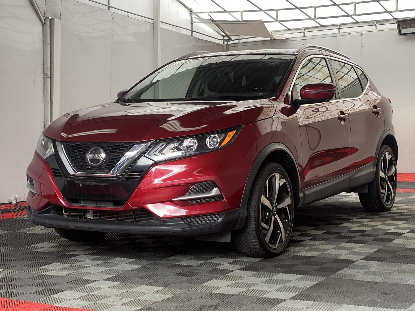 Used 2020 Nissan Rogue Sport SL image 3