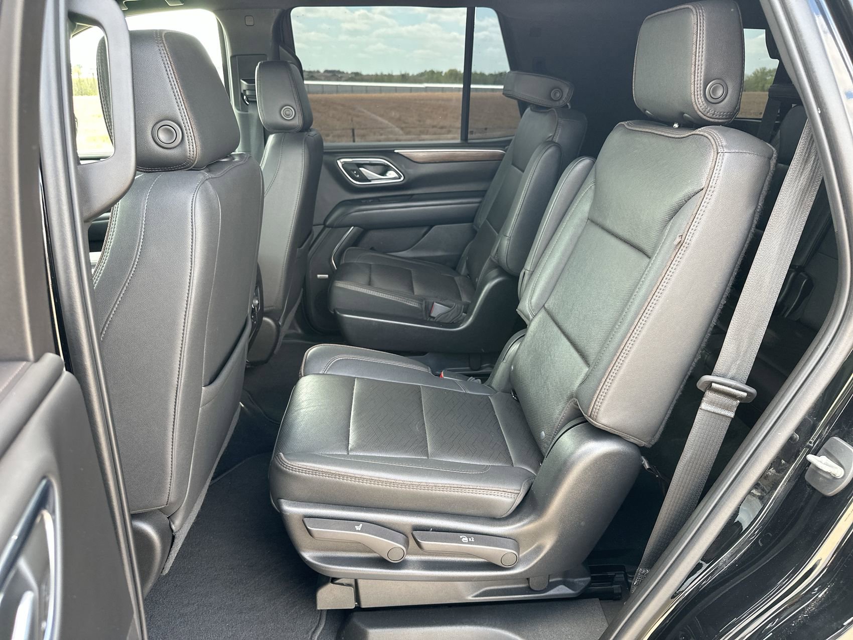 Used 2023 Chevrolet Tahoe High Country image 22