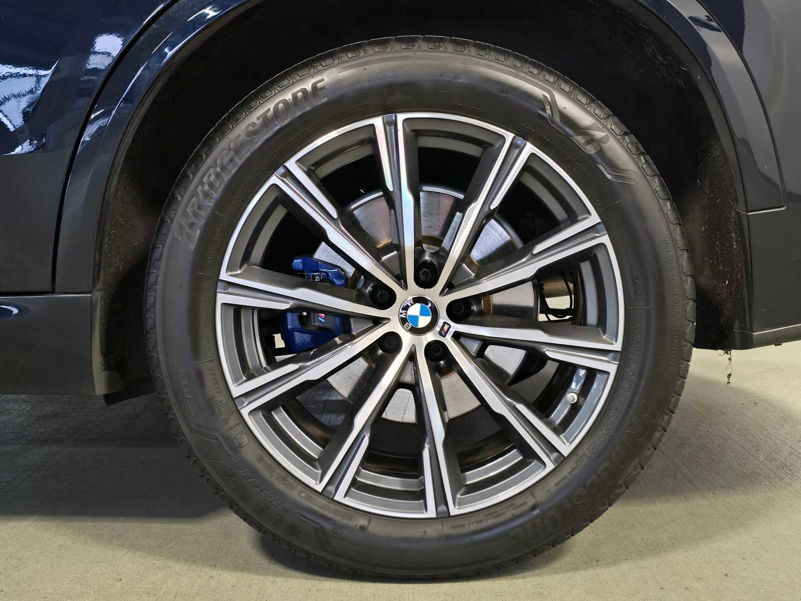 Used 2022 BMW X5 xDrive40i w/ M Sport Package image 7