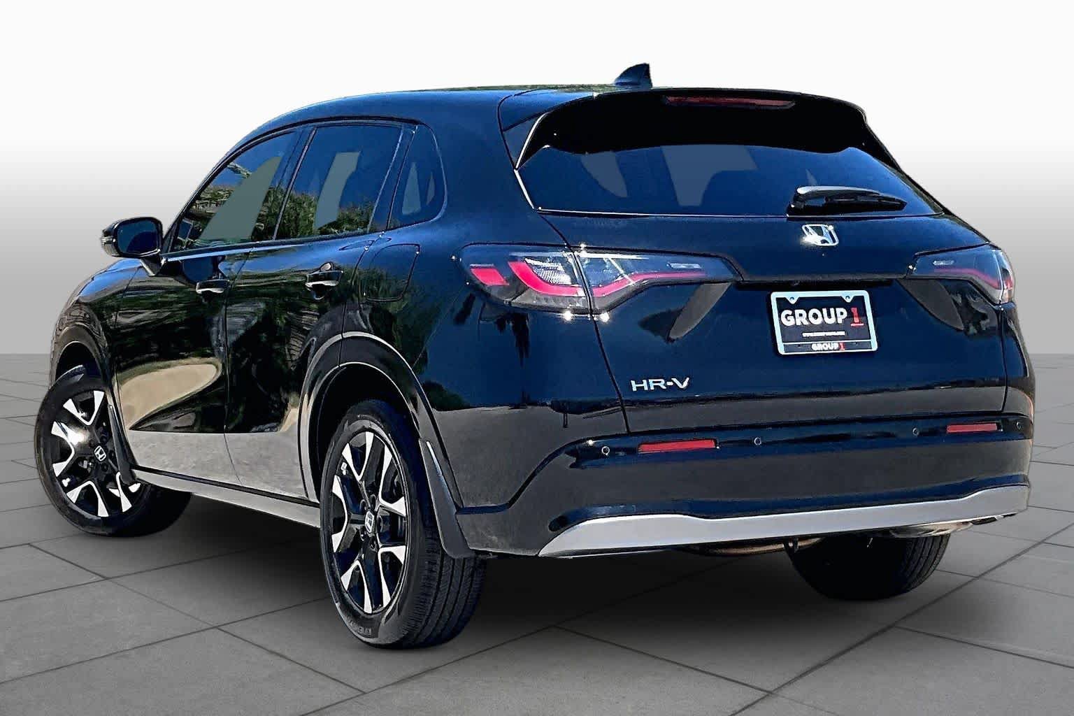 Used 2026 Honda HR-V EX-L image 12