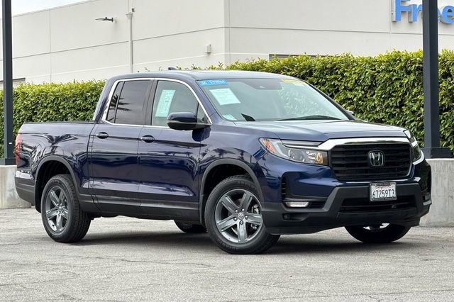 Certified 2023 Honda Ridgeline RTL image 2