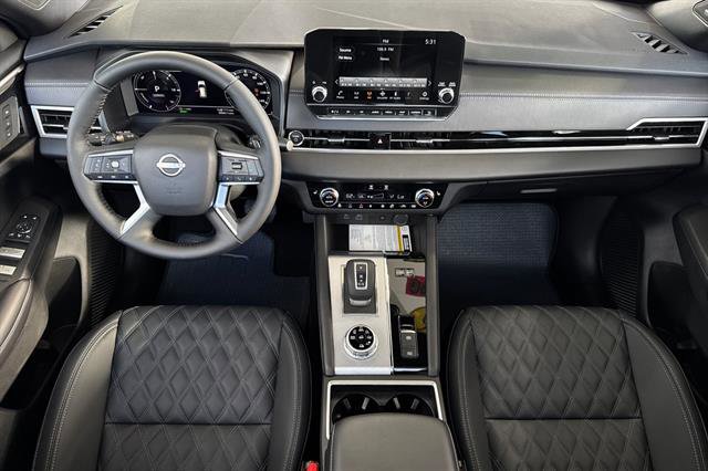 New 2026 Nissan Rogue Platinum image 15