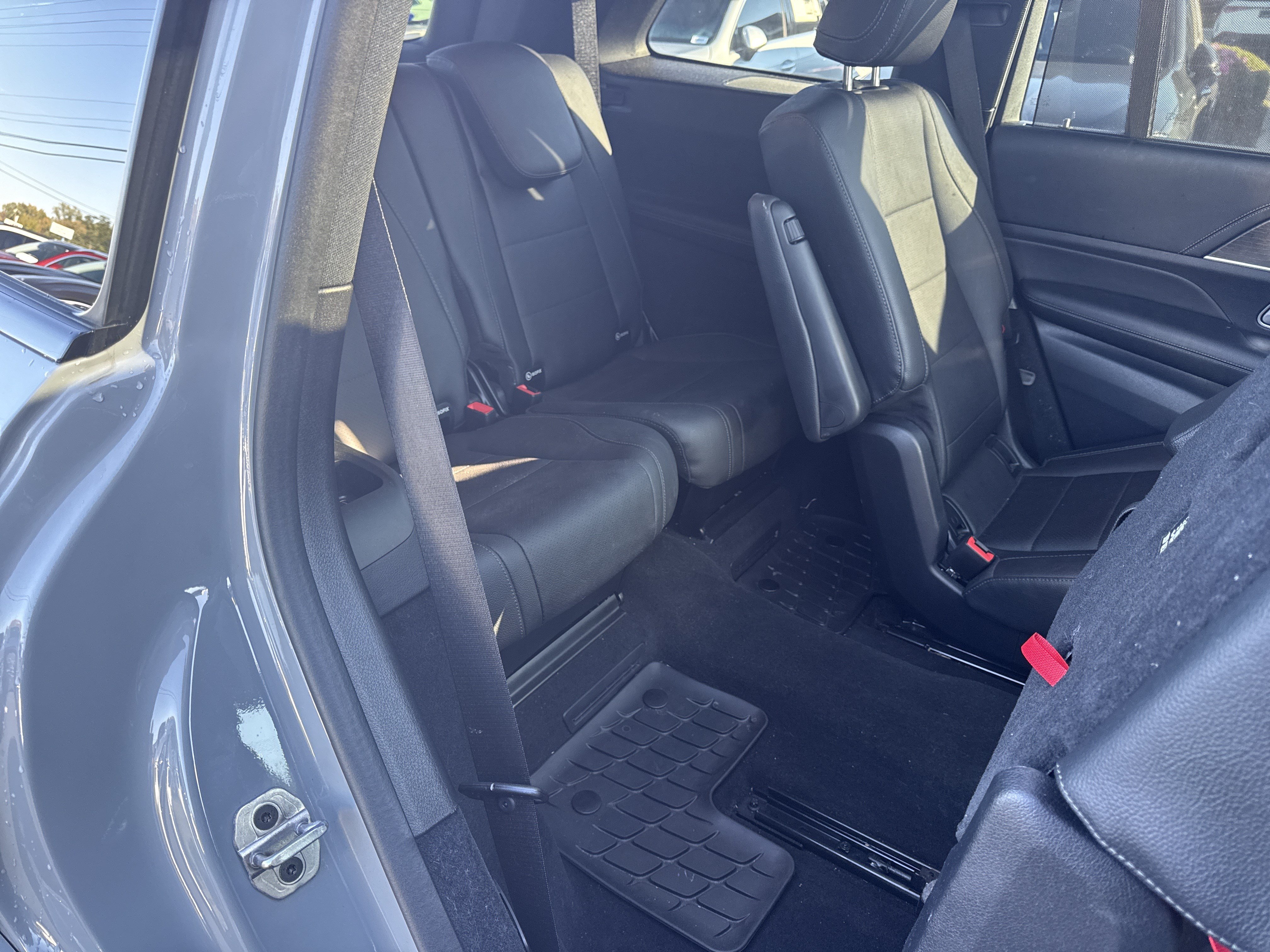 Used 2024 Mercedes-Benz GLS 450 4MATIC image 33