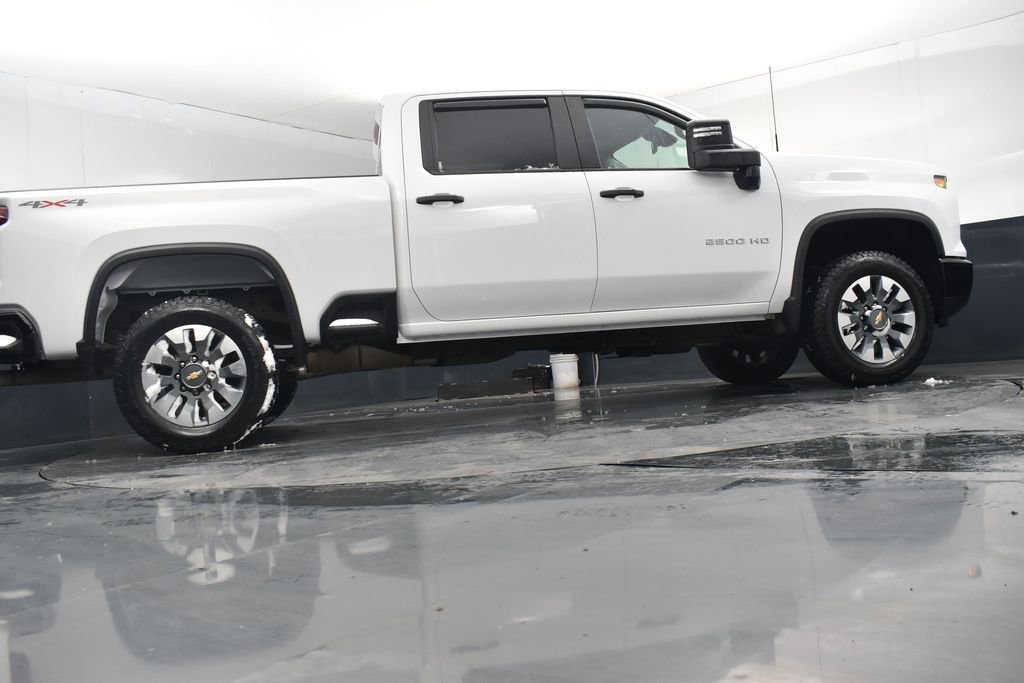Used 2025 Chevrolet Silverado 2500 Custom w/ Custom Value Package image 28