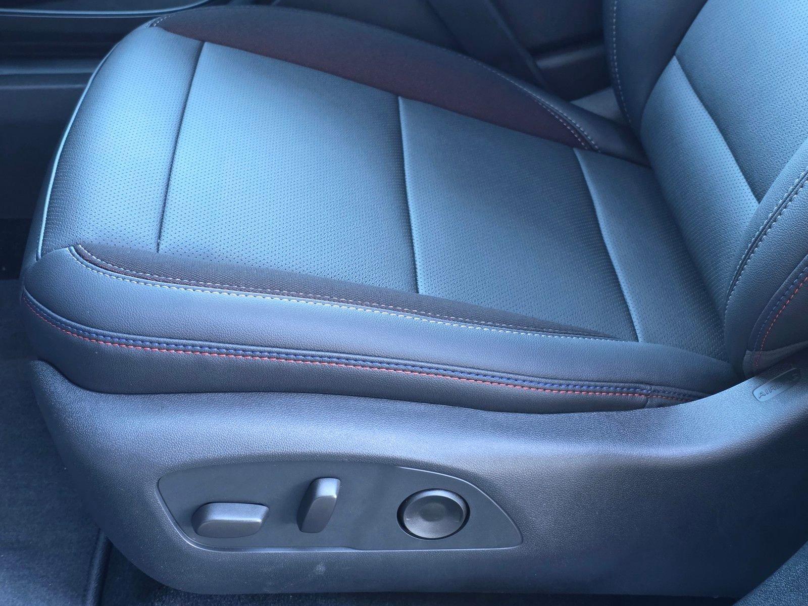 New 2026 Chevrolet Equinox EV RS image 24