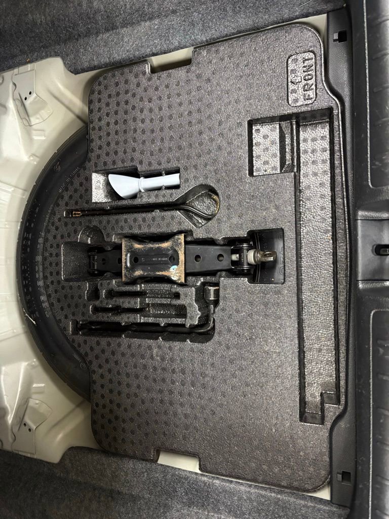 Used 2018 Honda Accord EX-L image 12