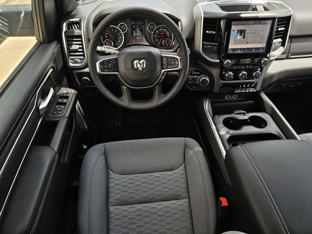 New 2026 RAM 1500 4x4 Crew Cab image 8