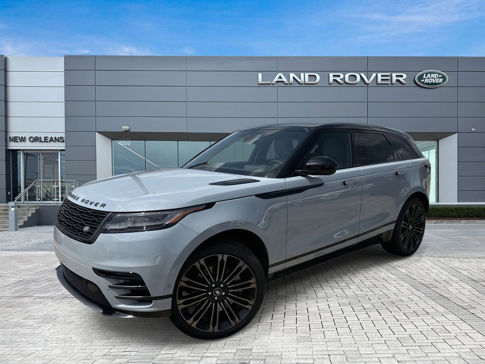New 2026 Land Rover Range Rover Velar Dynamic SE