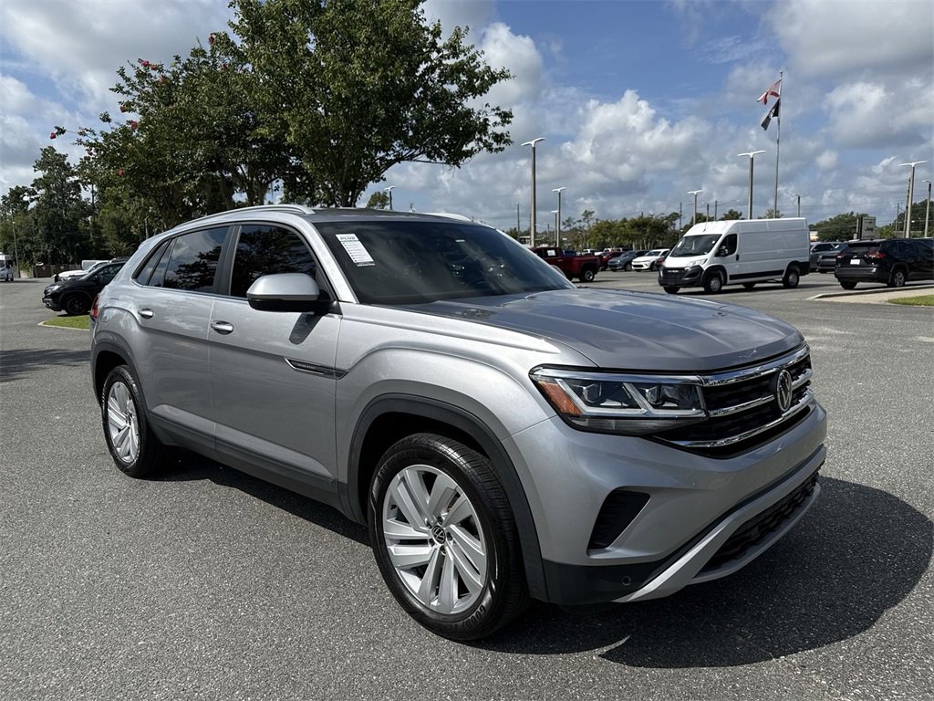 Used 2020 Volkswagen Atlas Cross Sport SE w/ Towing Package