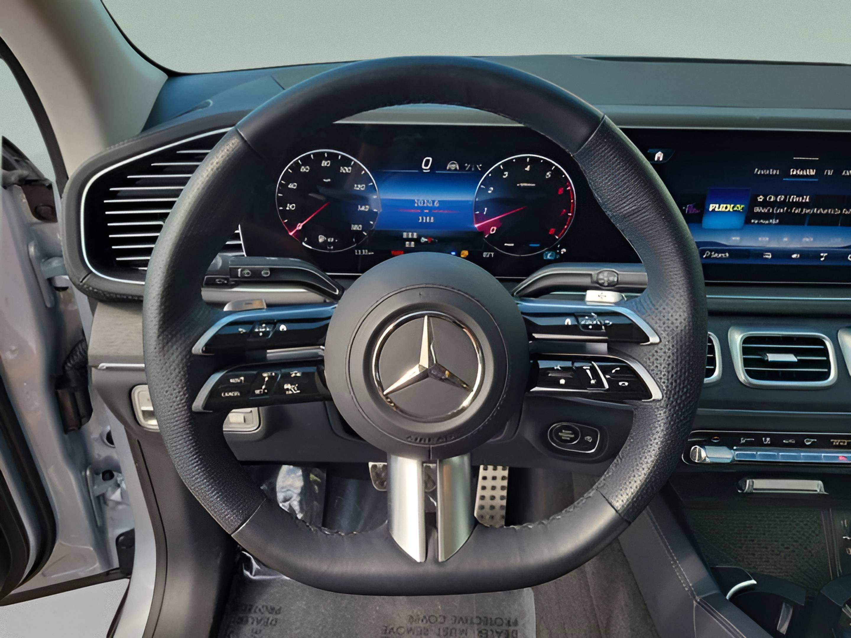 Certified 2026 Mercedes-Benz GLS 450 4MATIC image 22