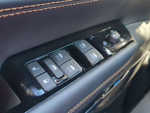 New 2024 Jeep Grand Wagoneer Series III AWD/4WD image 26