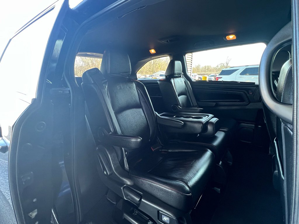 Used 2023 Honda Odyssey Sport image 17