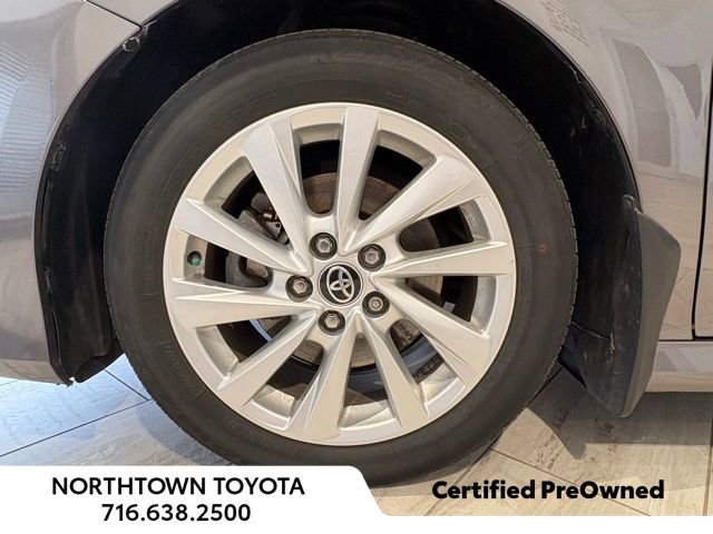 Used 2023 Toyota Camry LE image 30